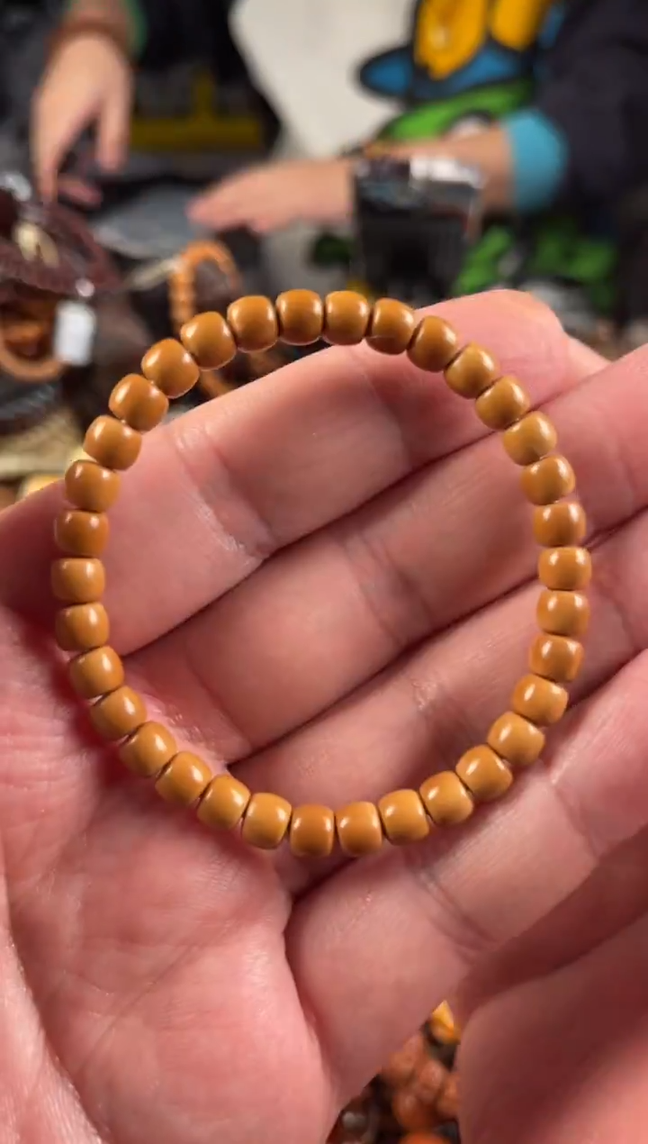 吊坠橄榄核大*脸王胖子文玩工作室定向