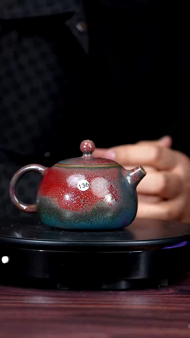 136#白露伟一级品原矿钧瓷西施壶
