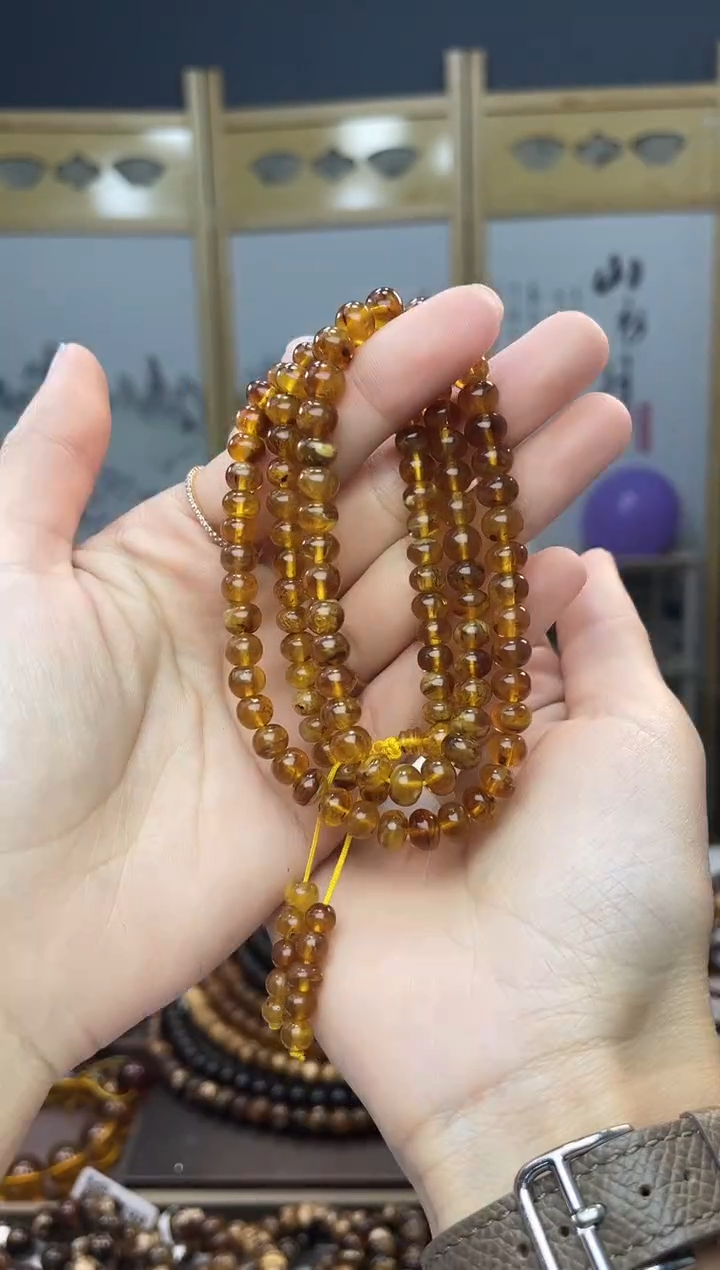 【闪购商品】琥珀裸石未镶嵌6+净水蜜108