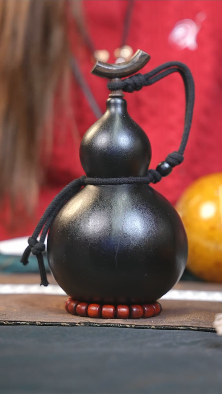 【闪购商品】WP407大漆酒葫芦不包手串及旋转底座