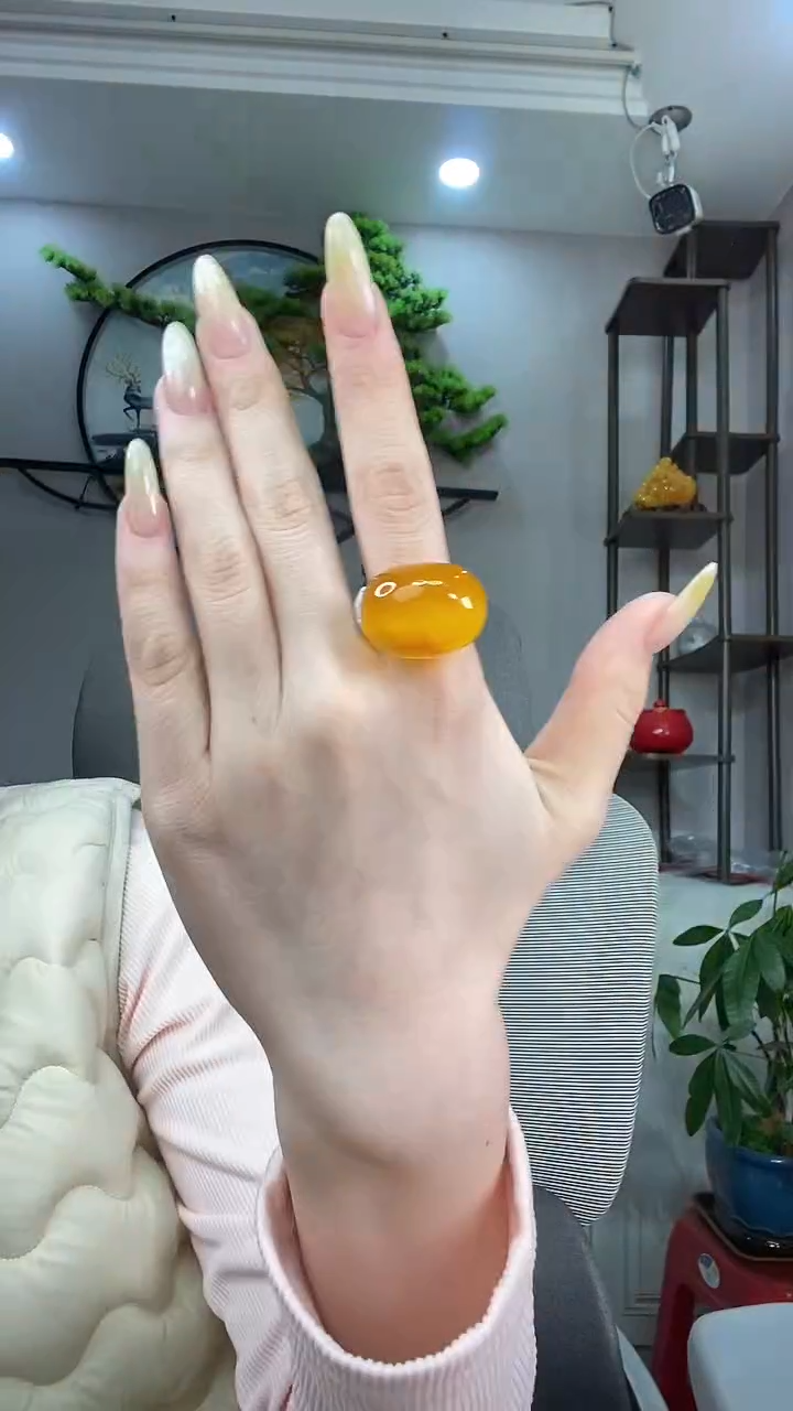 未镶嵌琥珀戒指戒指