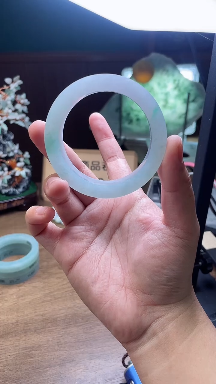 定制翡翠手镯未镶嵌定制