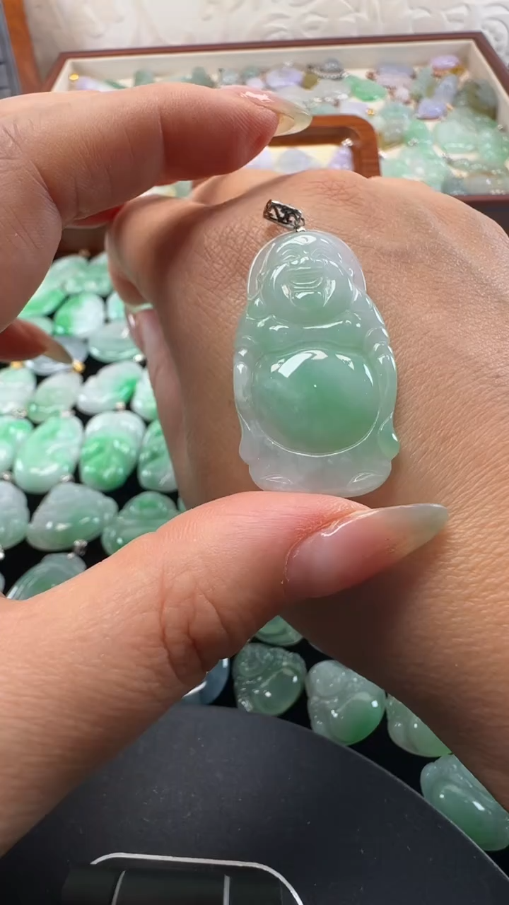 吊坠(不含链)18K金镶嵌翡翠佛