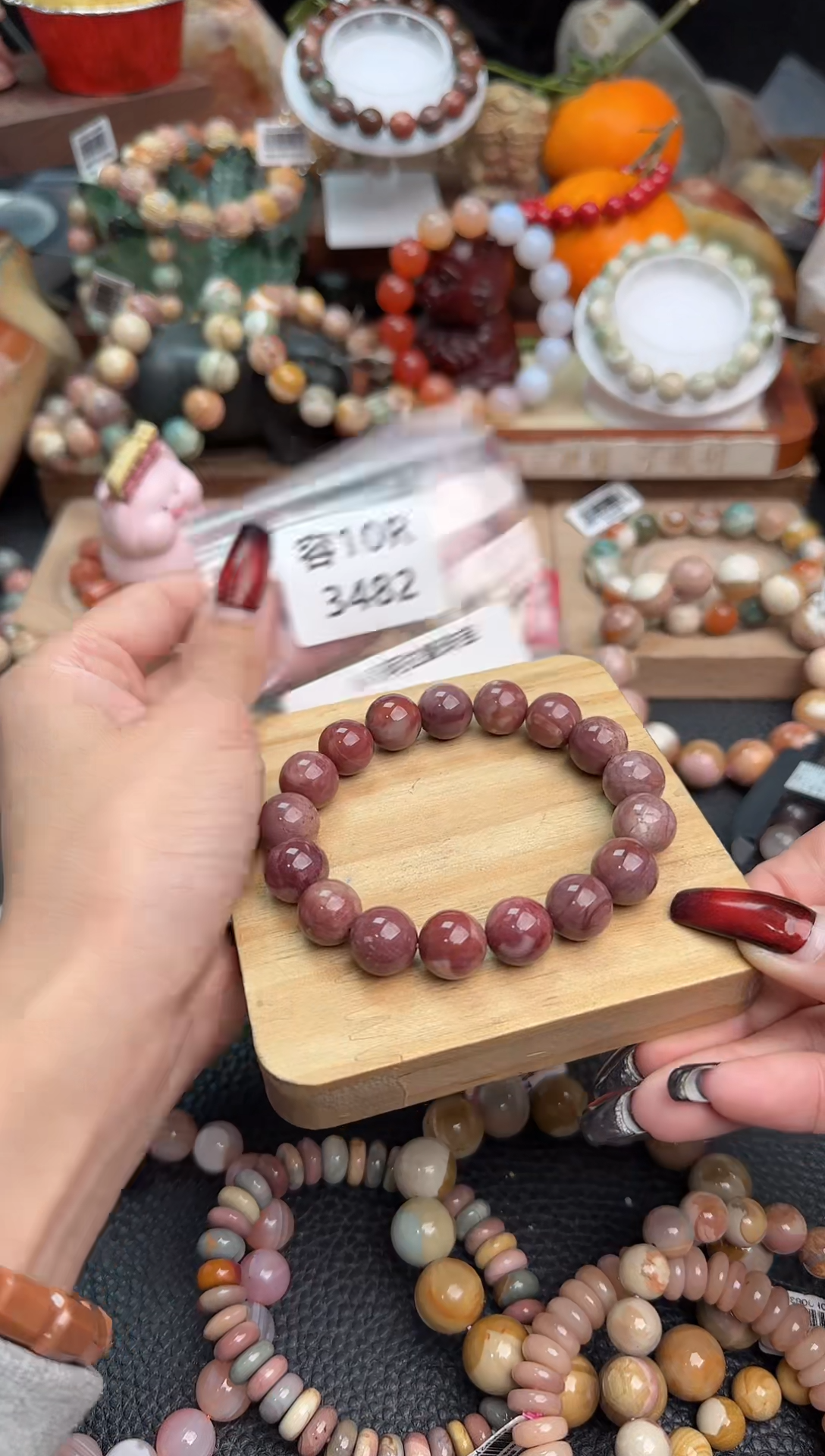 【闪购商品】石英质玉手链未镶嵌10R3482