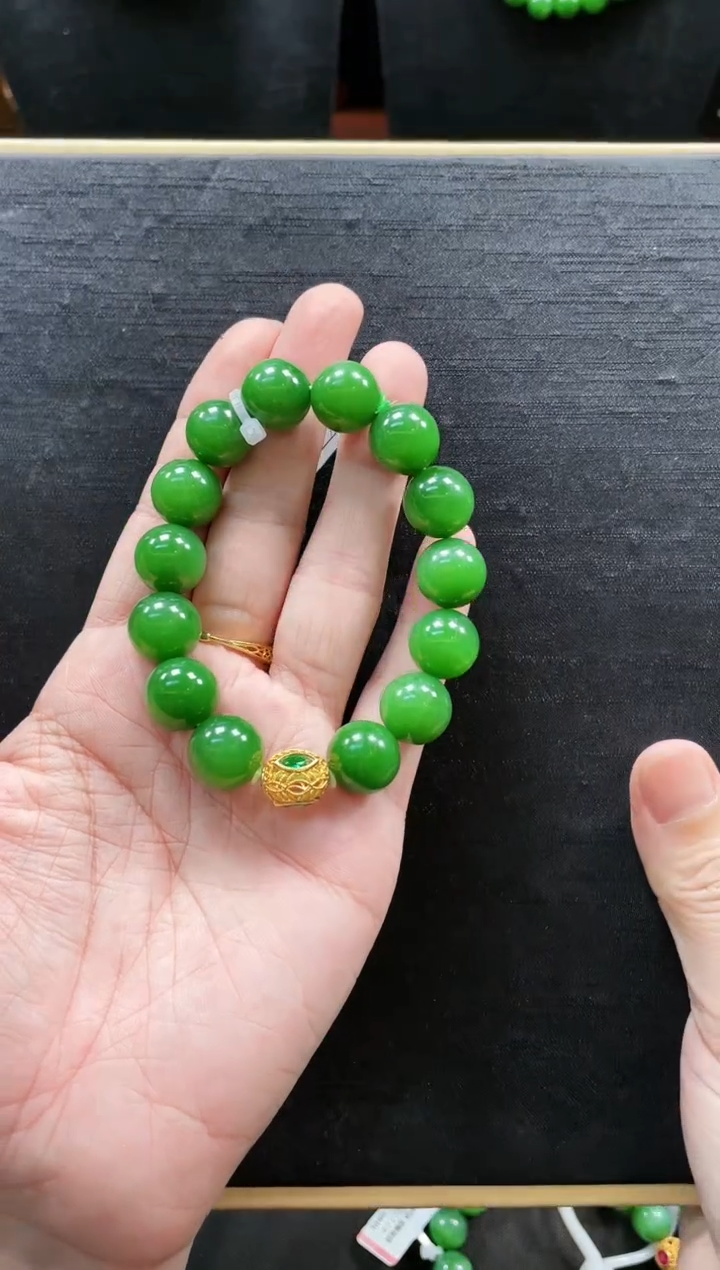 【闪购商品】和田玉手串18K金镶嵌多样性发一