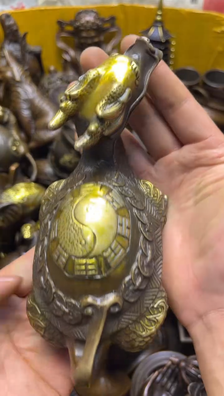 精美铜器点击下单