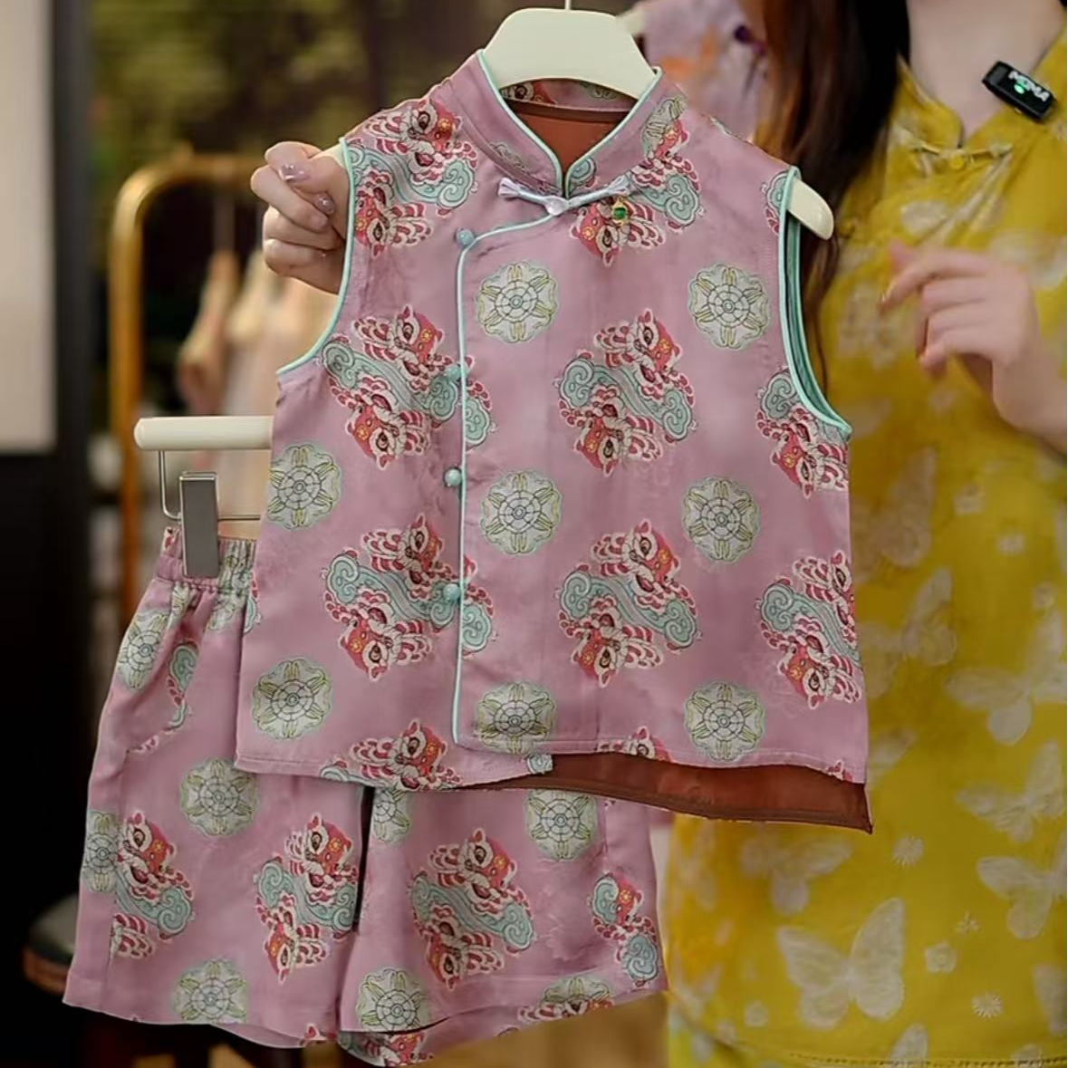 【琨萱】“狮童梦华” 夏款女童木薯丝新中式短裤两件套 SS66T183