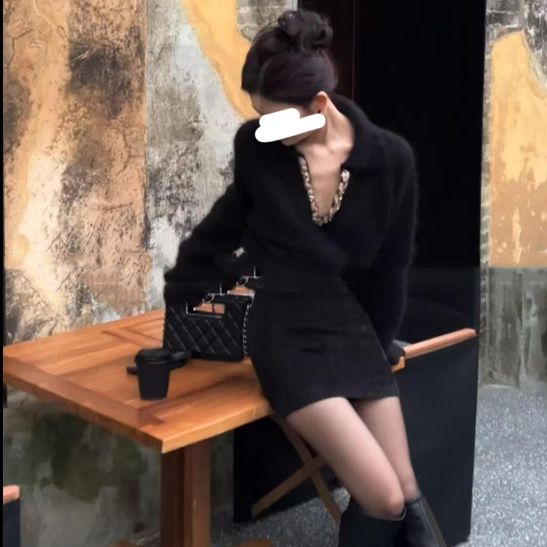 【现货】2026春季新款复古好莱坞梦幻简约设计百搭秋冬毛衣连衣裙