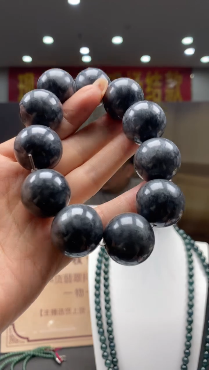 【闪购商品】定制翡翠未镶嵌********q40