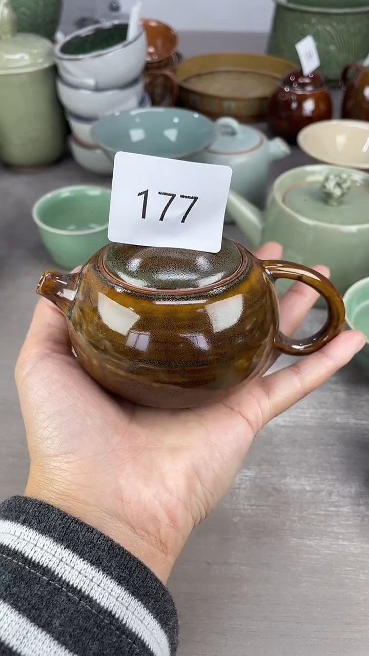 青瓷仓储福利清仓177微微暇
