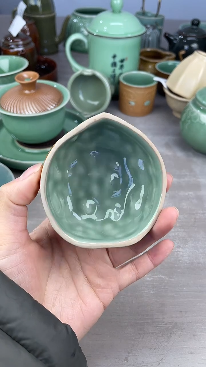 青瓷仓储福利清仓微微暇