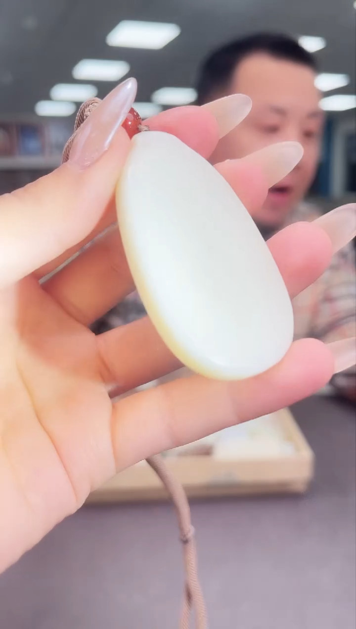 颈饰未镶嵌和田玉冬**雪40