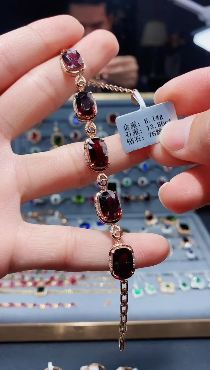 【闪购商品】碧玺手链18K金镶嵌13.86.