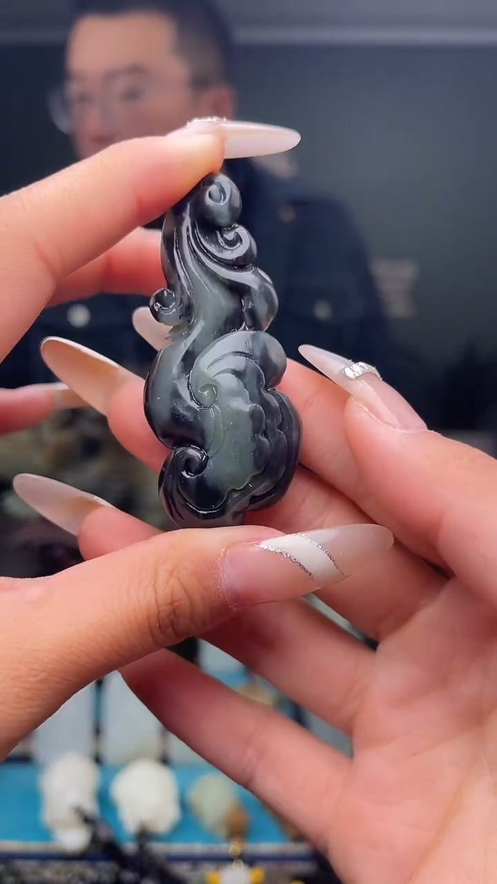 未镶嵌和田玉挂件1