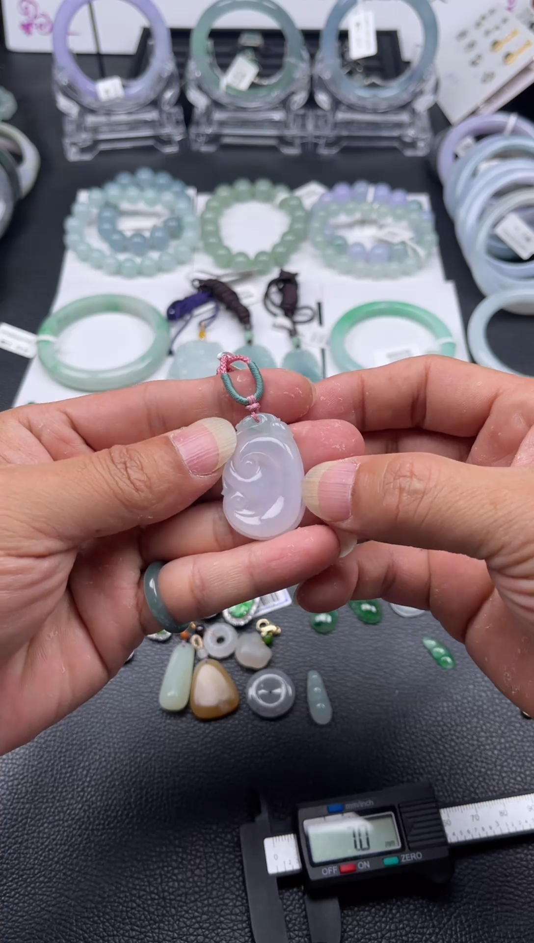 【闪购商品】翡翠颈饰未镶嵌如意吊坠