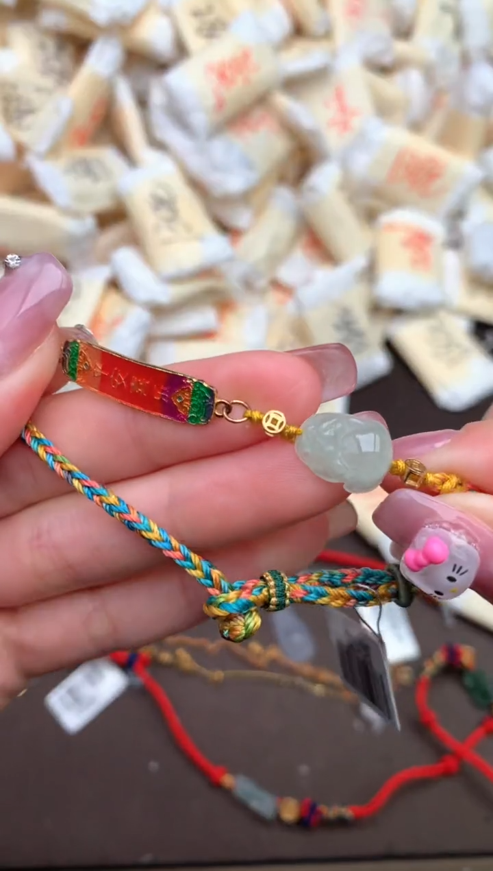 【闪购商品】翡翠手绳未镶嵌 — 