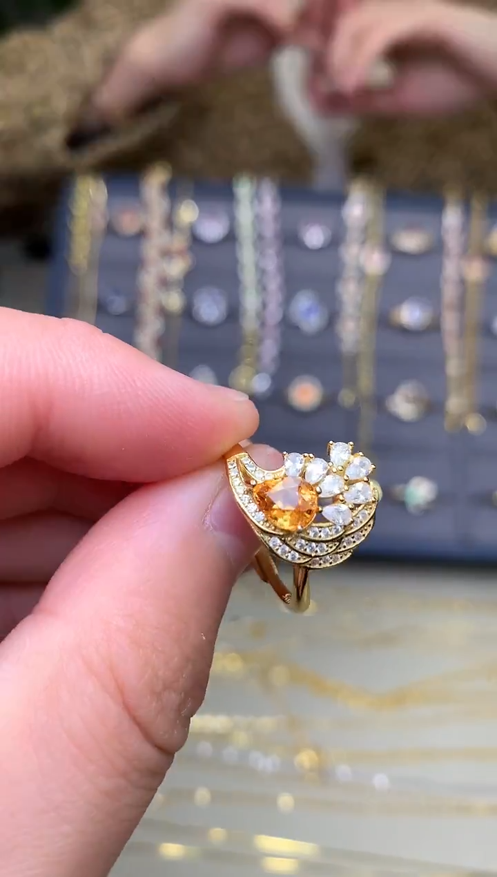 银S925镶嵌戒指石榴石（芬达石）戒指