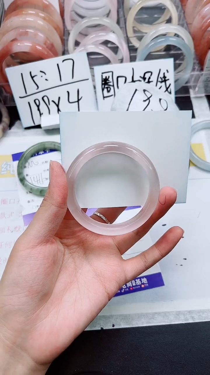 【闪购商品】石英质玉手镯未镶嵌S101-53/54