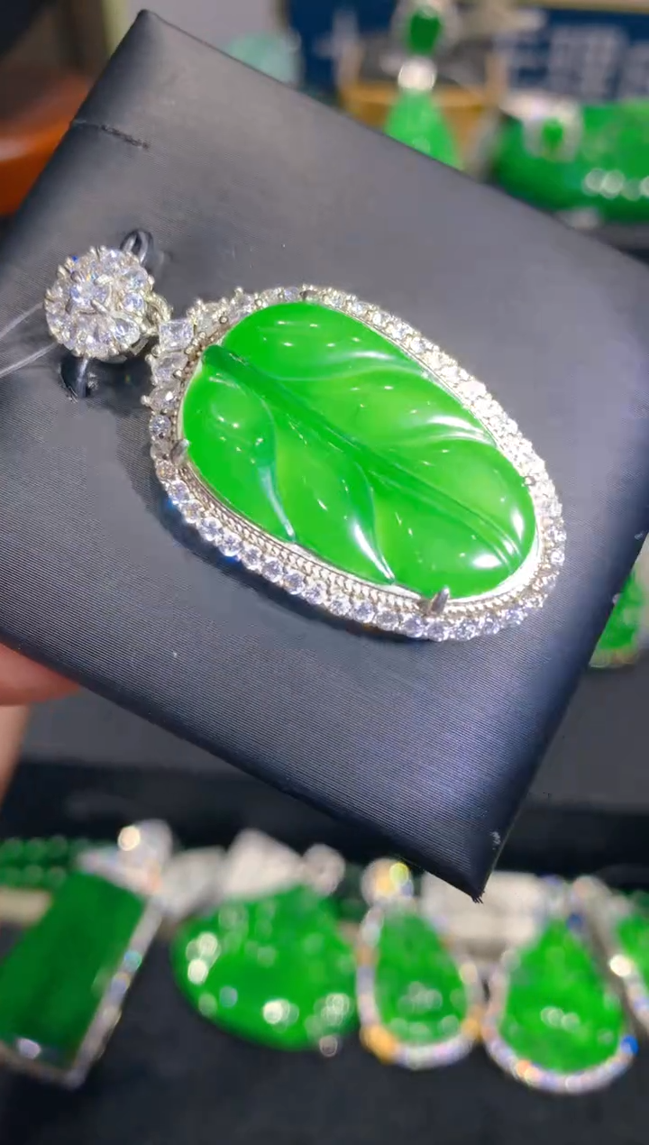 【闪购商品】翡翠颈饰银S925镶嵌21一季