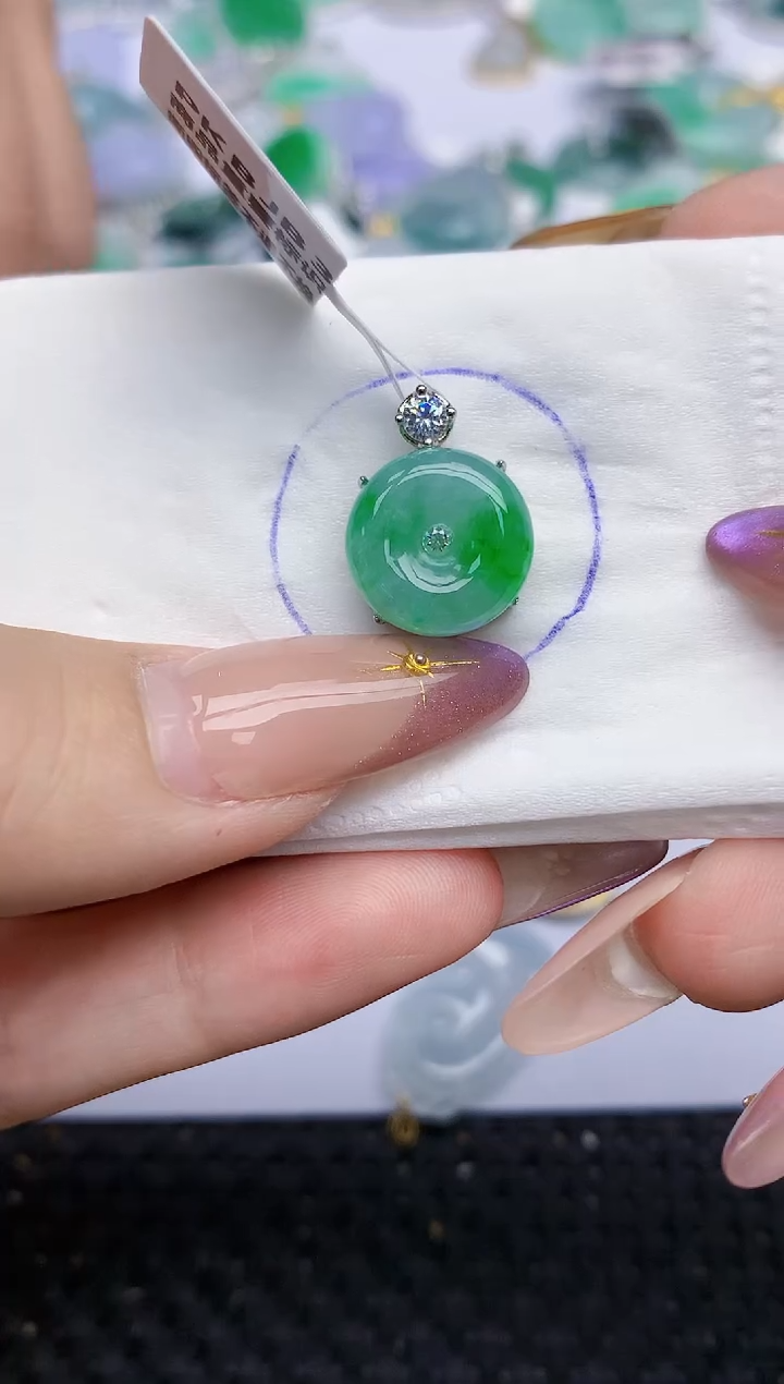 翡翠银S925镶嵌颈饰259   天然翡翠A货  百元以上9米证书费自理