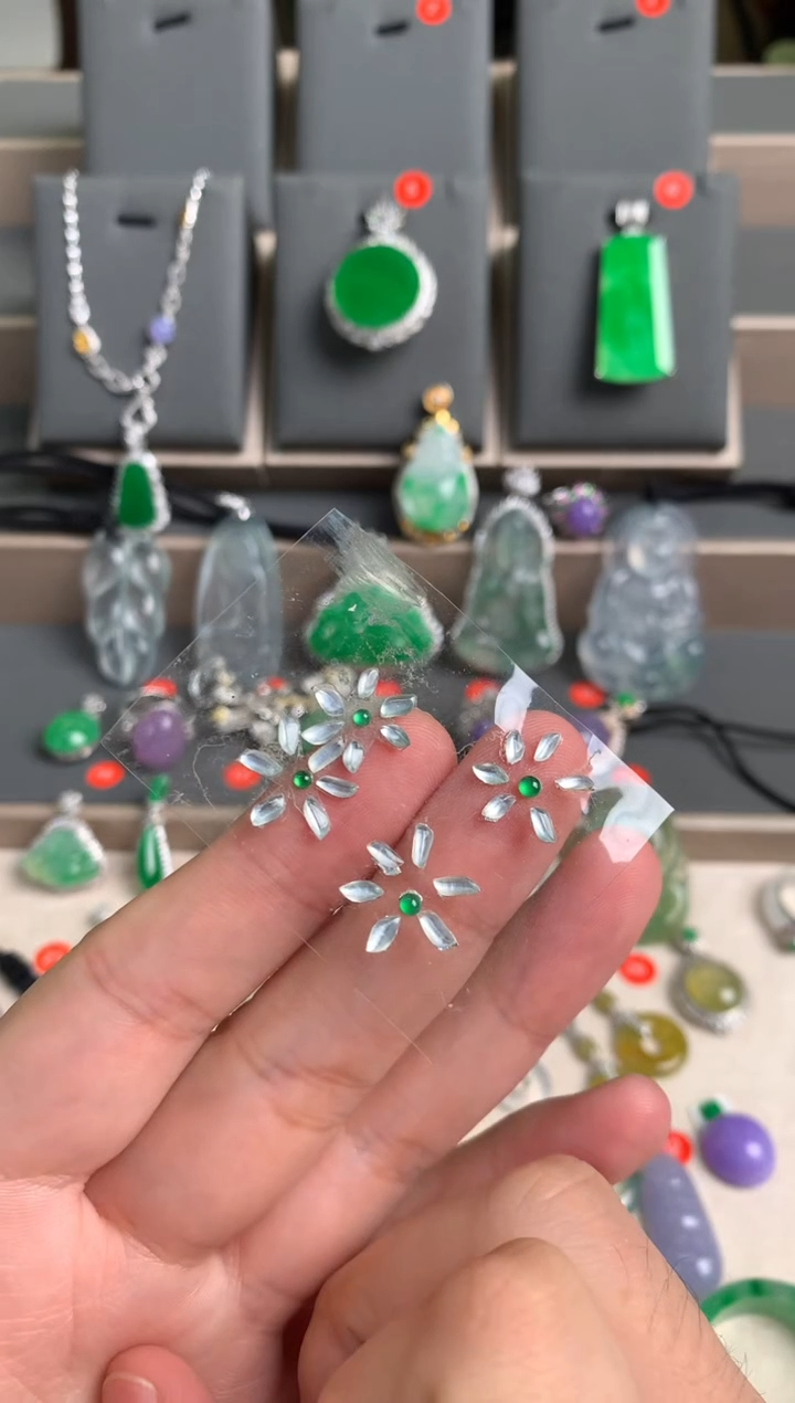 未镶嵌定制翡翠裸玉 多样性发一对