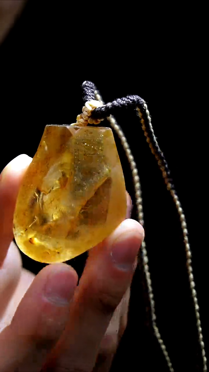 吊坠(赠链)未镶嵌水晶水晶