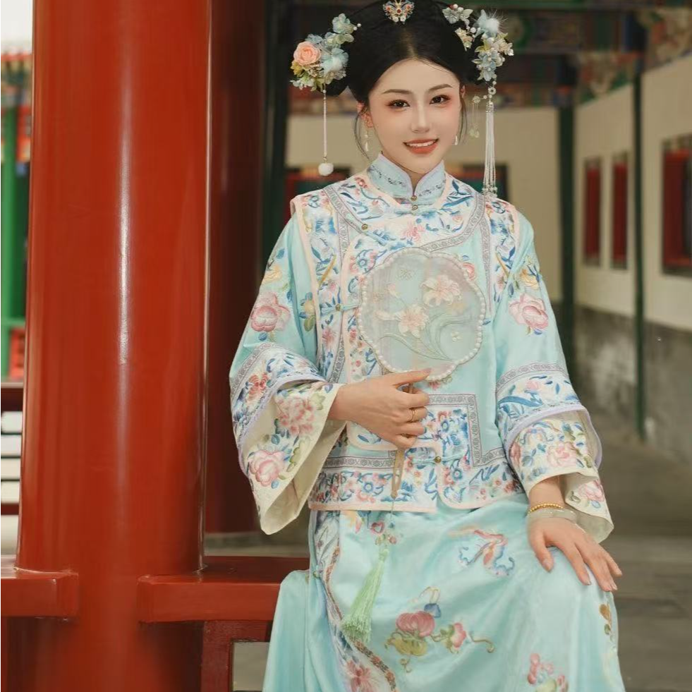 新品【婉晴】清代汉服重工刺绣上衣清朝宫廷服装格格服古装成人