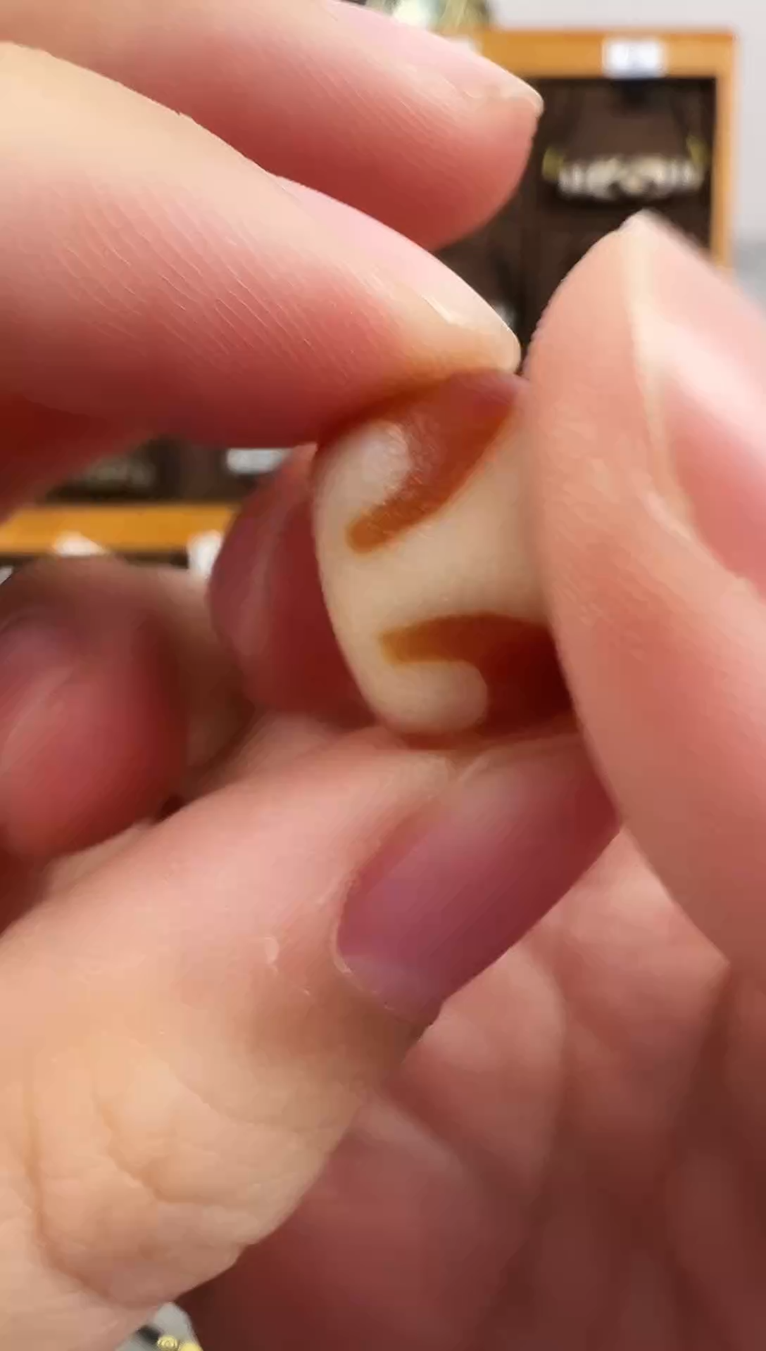 玛瑙/玉髓（覆膜）颈饰未镶嵌112.（微瑕）