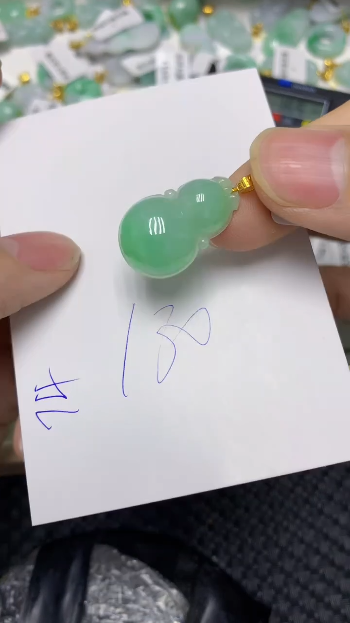 颈饰18K金镶嵌翡翠翡翠1111111111