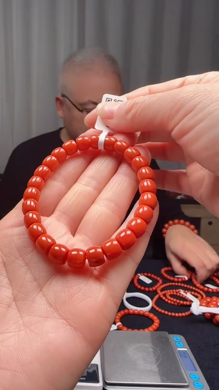 未镶嵌多样性发一件南红玛瑙【高货】柿锦红8mm保山直切单圈 