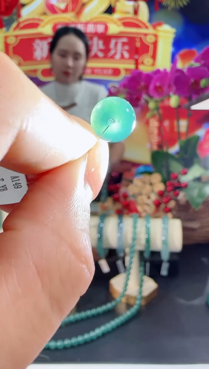 【闪购商品】翡翠吊坠(不含链)未镶嵌面包扣多样性发一