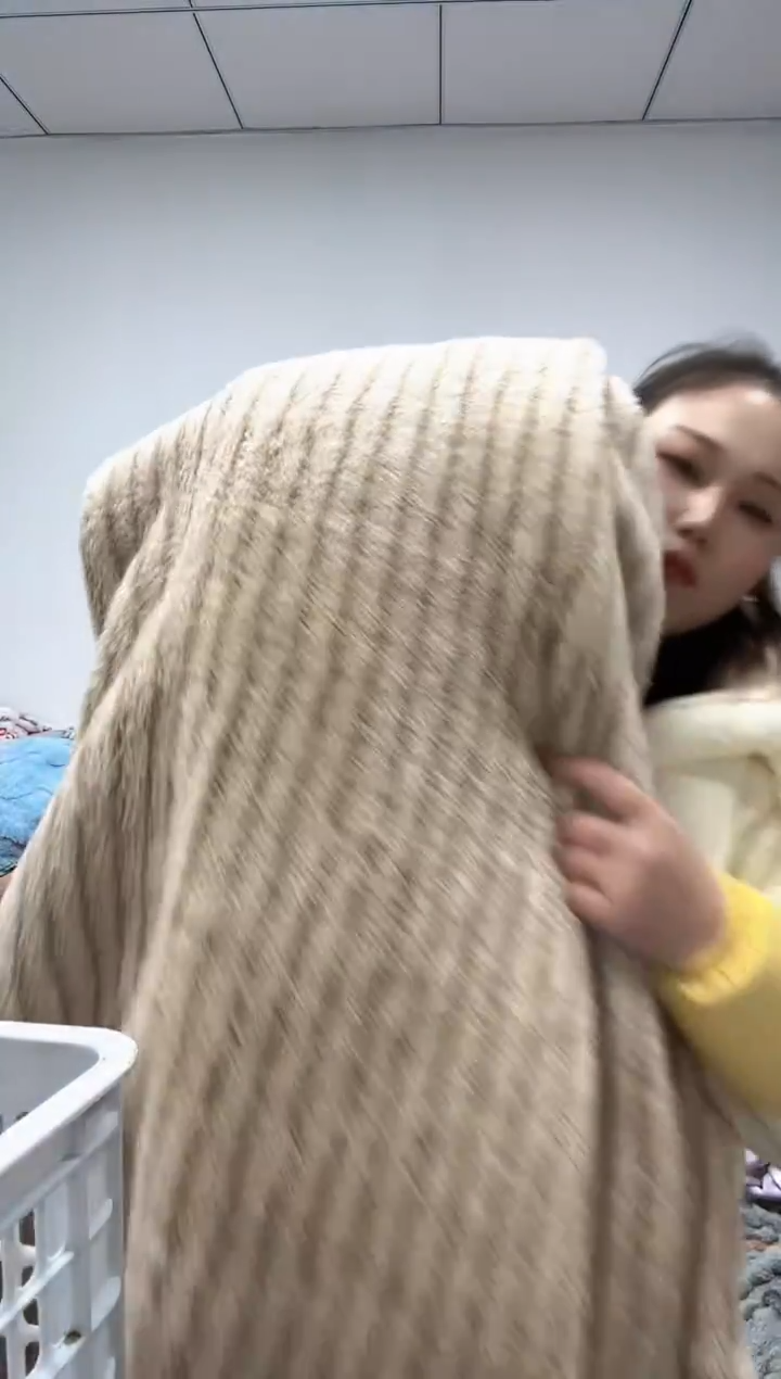 法兰绒2.8X1.8左右以主播所说为准