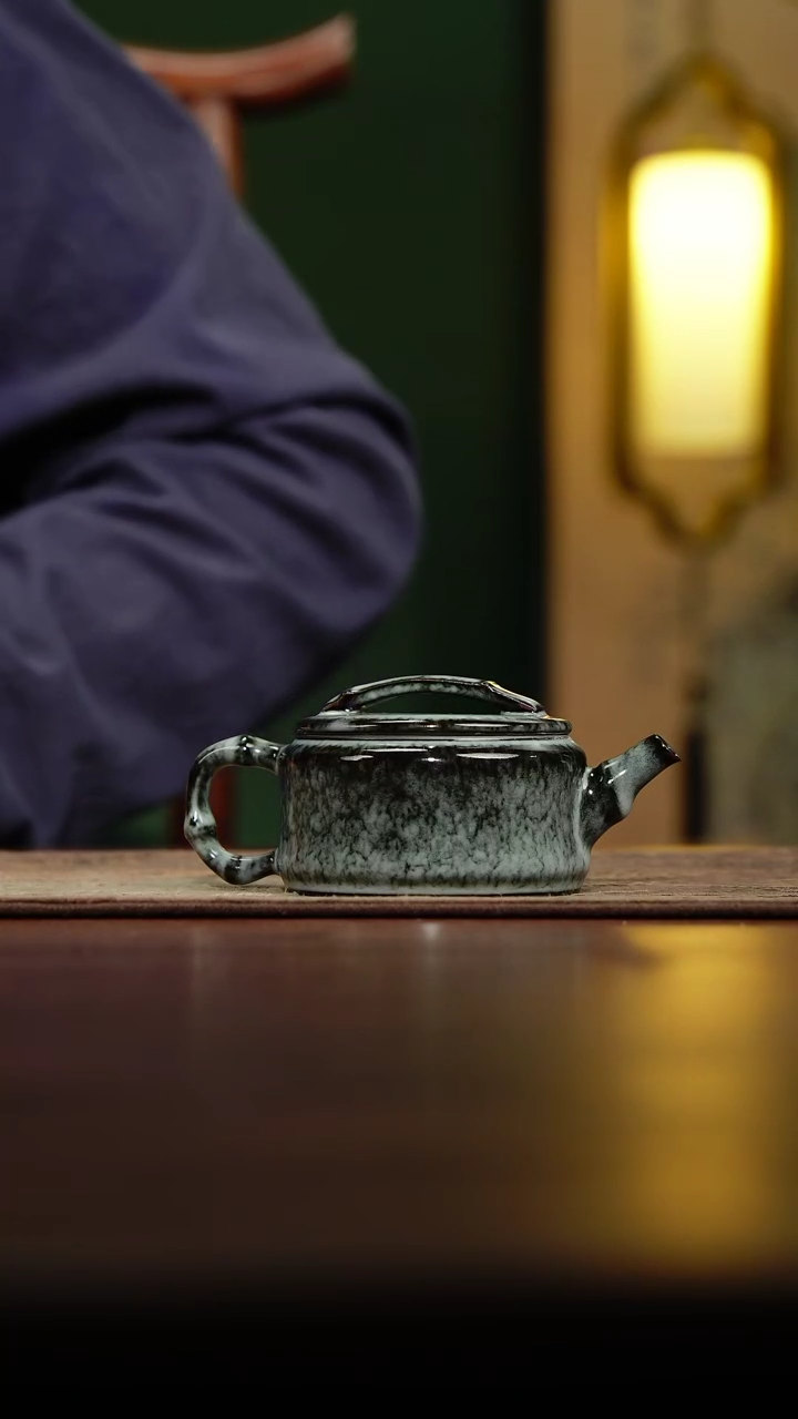 【闪购商品】【览古雅韵】铁胎壶