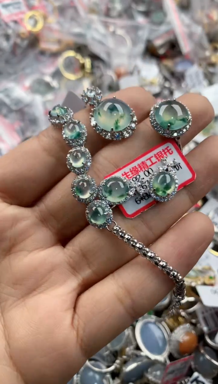 银S925镶嵌戒指翡翠蓝*666---4