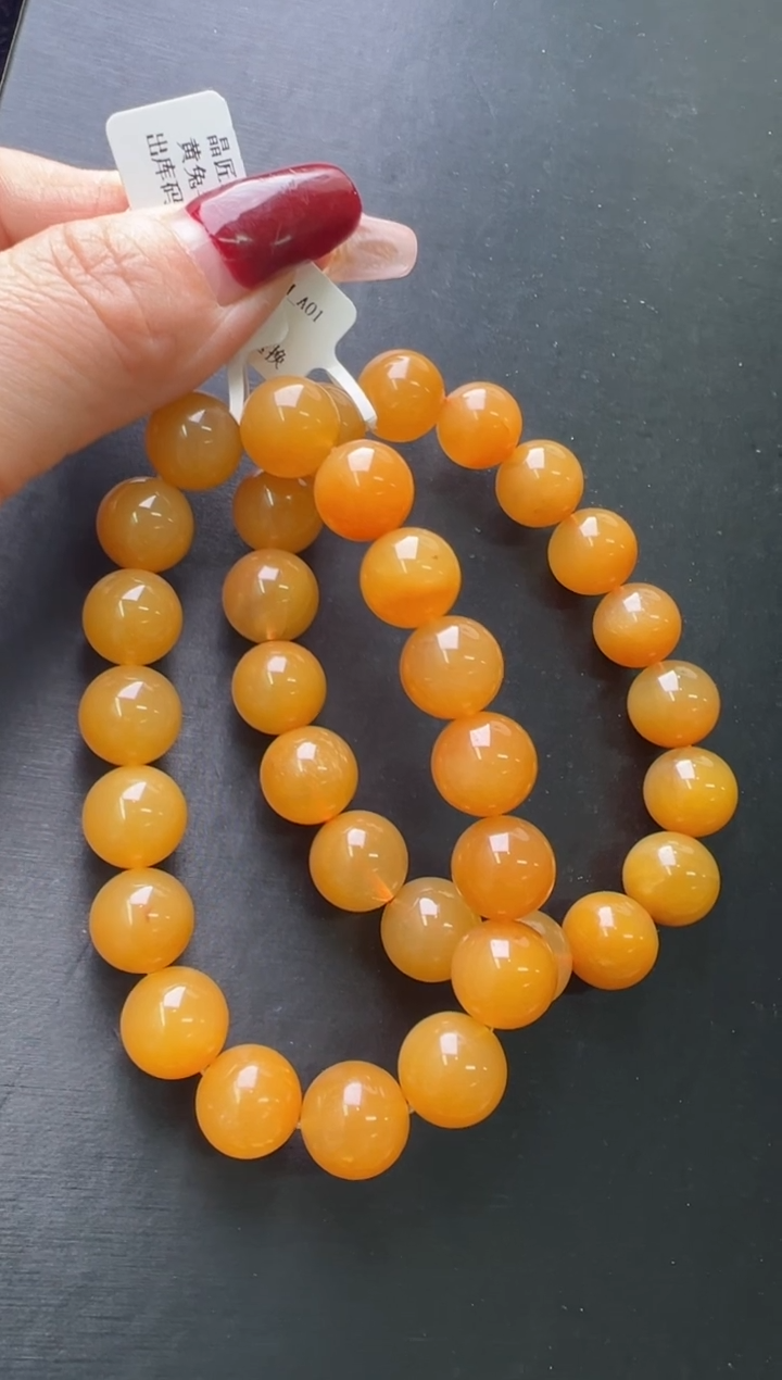【闪购商品】水晶手串未镶嵌 黄兔毛手串多样性发一M38026