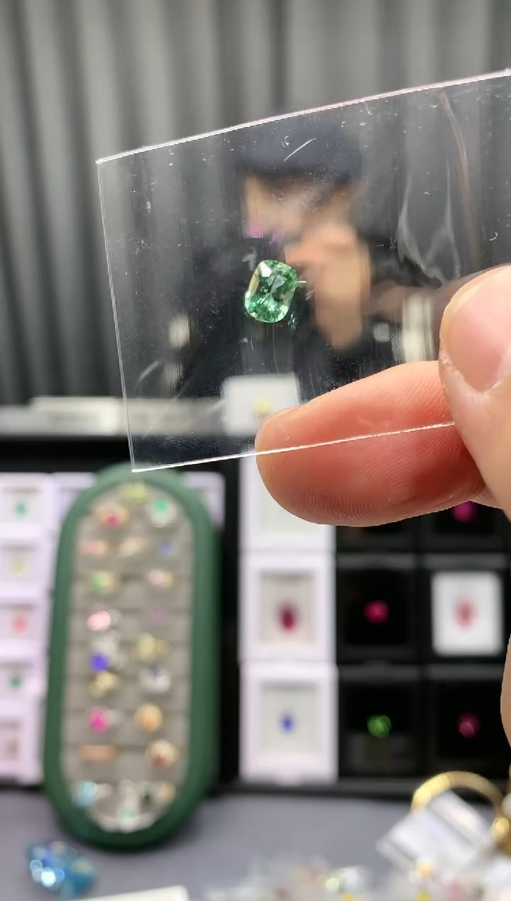 【闪购商品】碧玺裸石未镶嵌0.8ct 77
