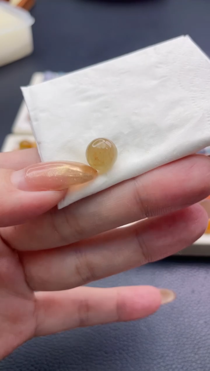 未镶嵌定制翡翠蒙***茄珠子