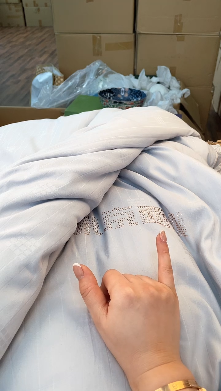 长丝95%及以上柞蚕丝大****?如图所示 米妮甄选
