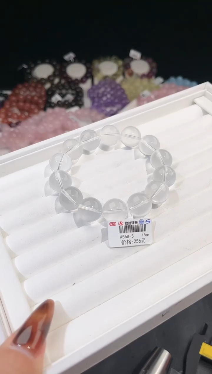 【闪购商品】水晶手链未镶嵌多样性发一奶白15mm