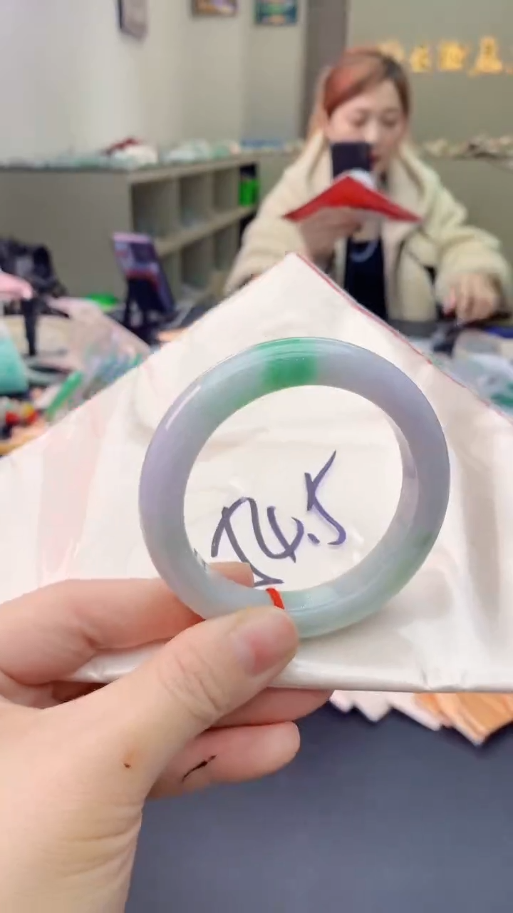 【闪购商品】翡翠手镯未镶嵌0280366641