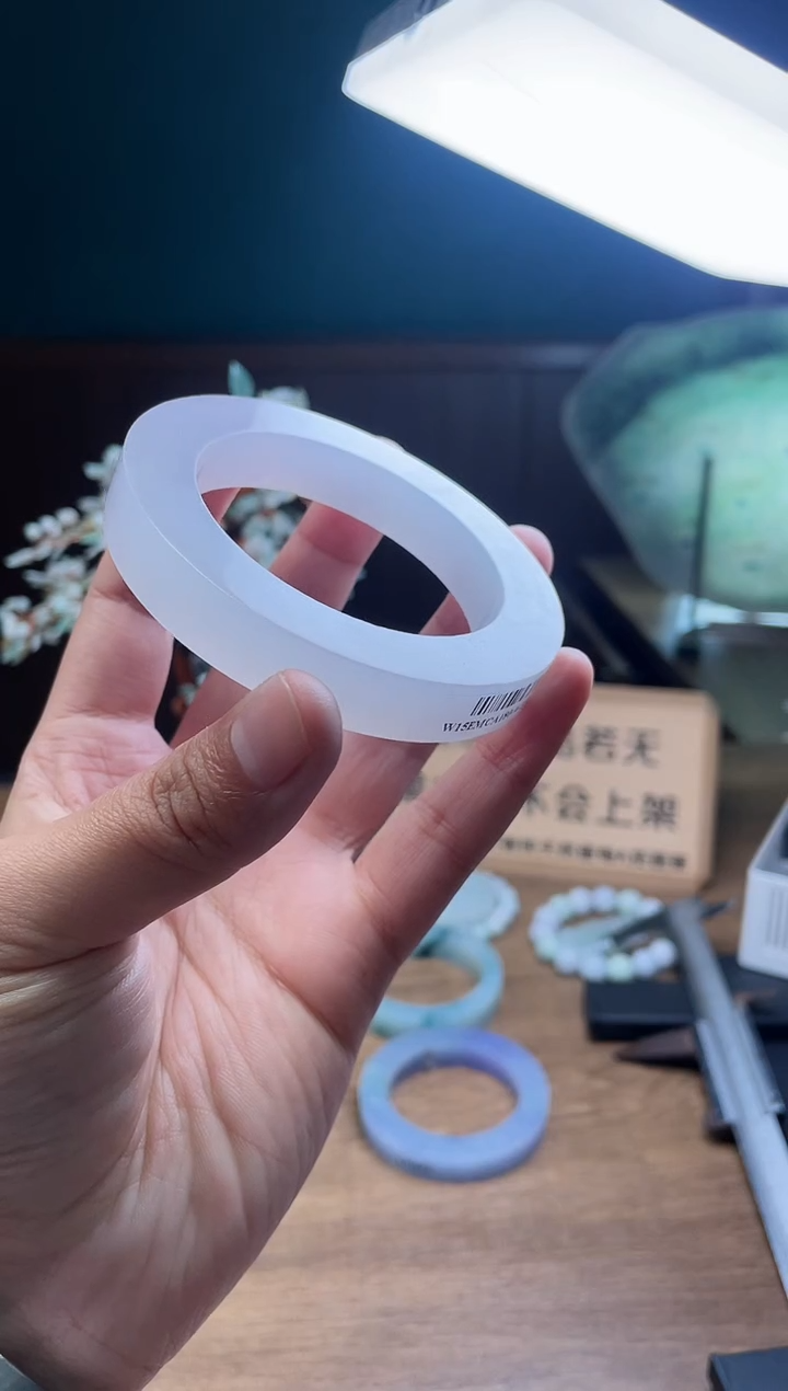【闪购商品】定制翡翠手镯未镶嵌 定制