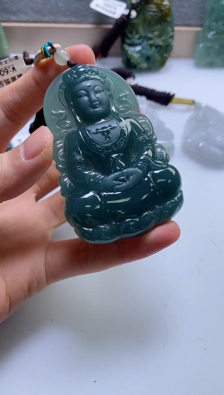 【闪购商品】翡翠挂件未镶嵌            