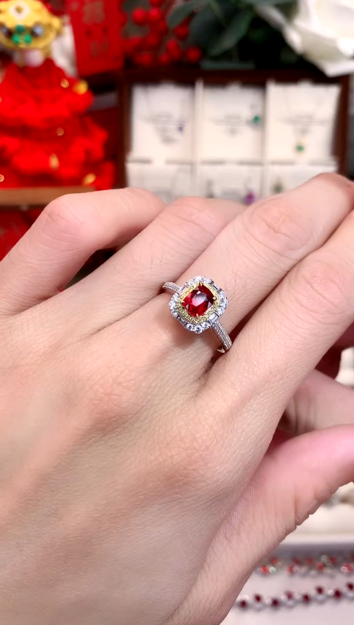 【闪购商品】尖晶石戒指18K金镶嵌0.93ct/天然宝石/七天无理由