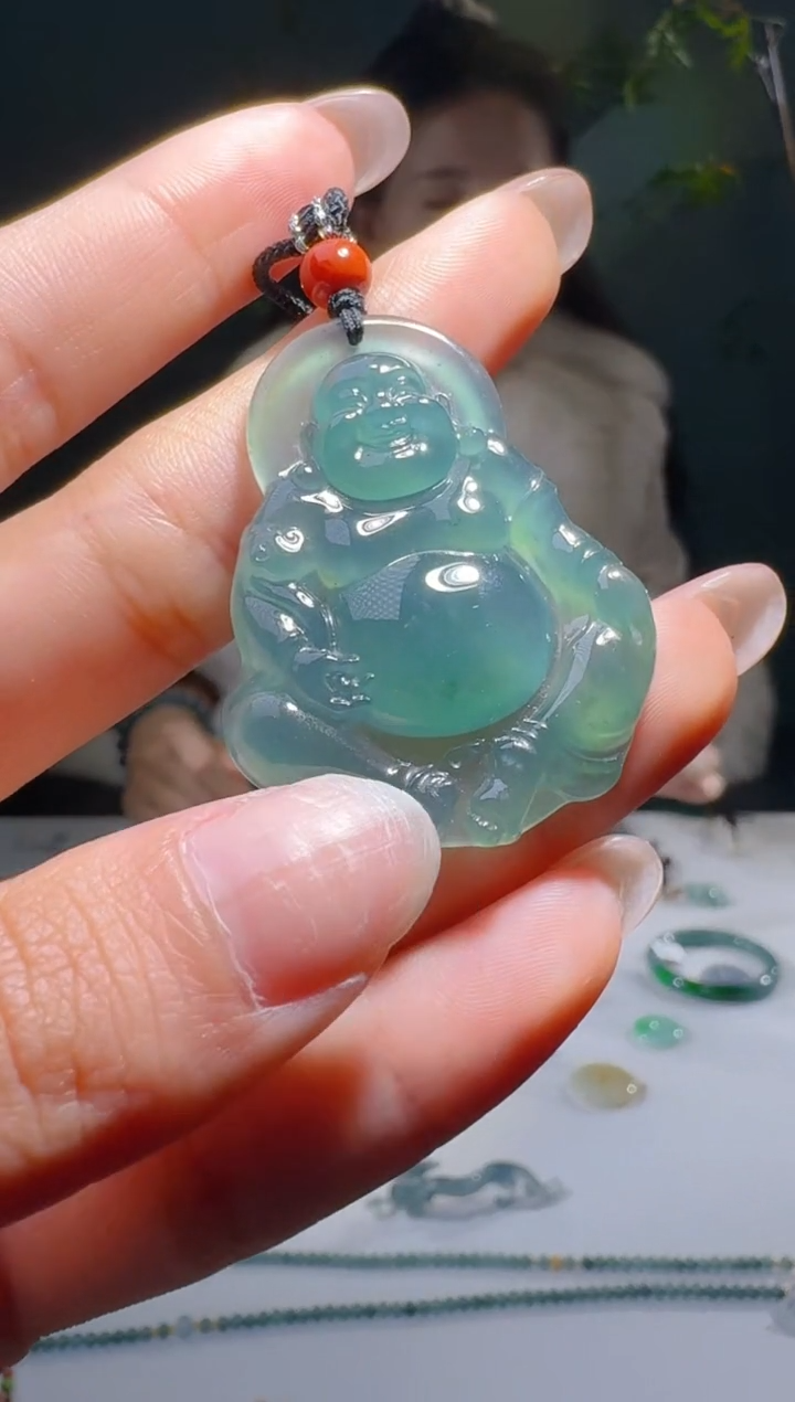 【闪购商品】翡翠颈饰未镶嵌天然A货翡翠布袋佛