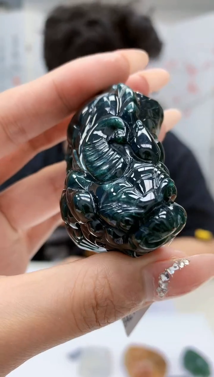 【闪购商品】定制翡翠未镶嵌4688MM-毛货挂件19