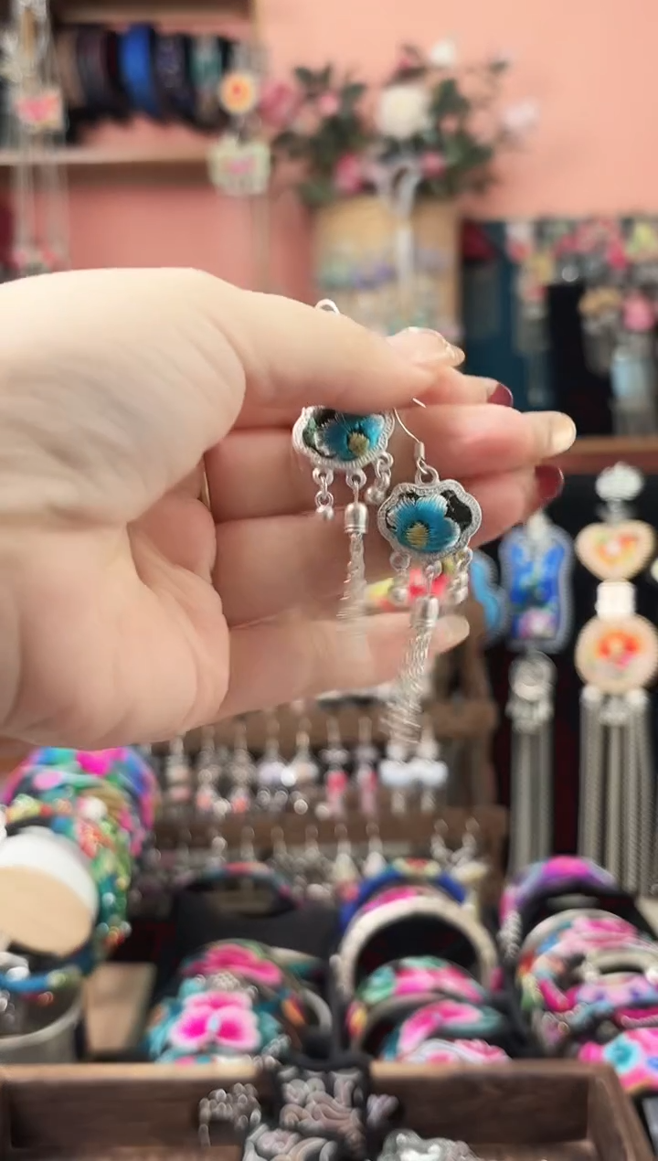 织绣艺枝独绣手工饰品  18