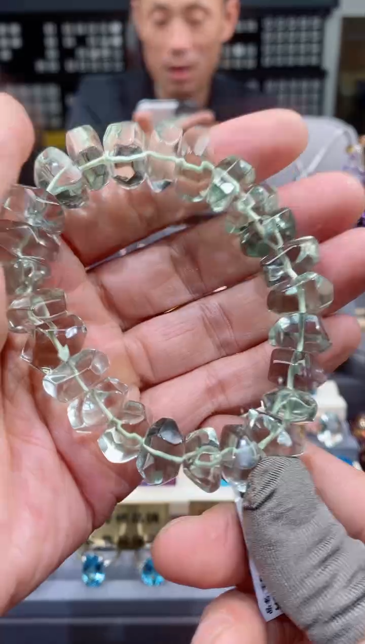 【闪购商品】绿水晶手链未镶嵌绿水晶手链