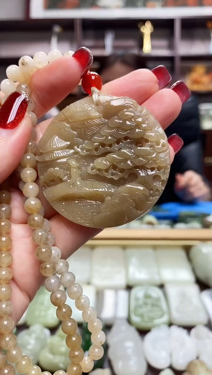颈饰未镶嵌和田玉   