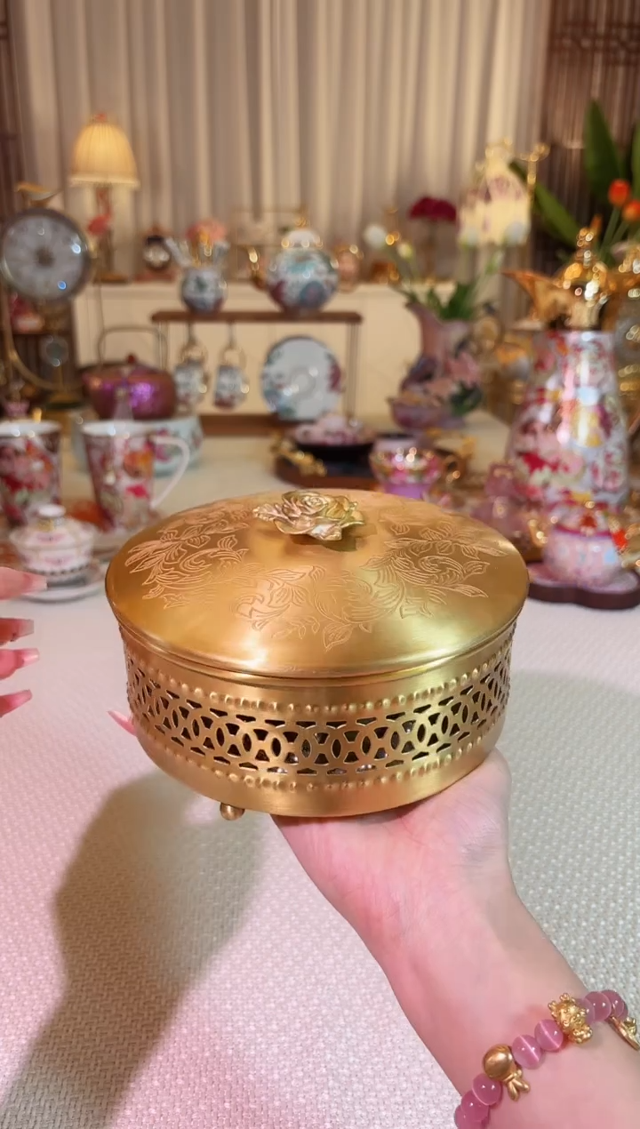 【闪购商品】瓷黄铜首饰罐 盖盒——玫瑰花