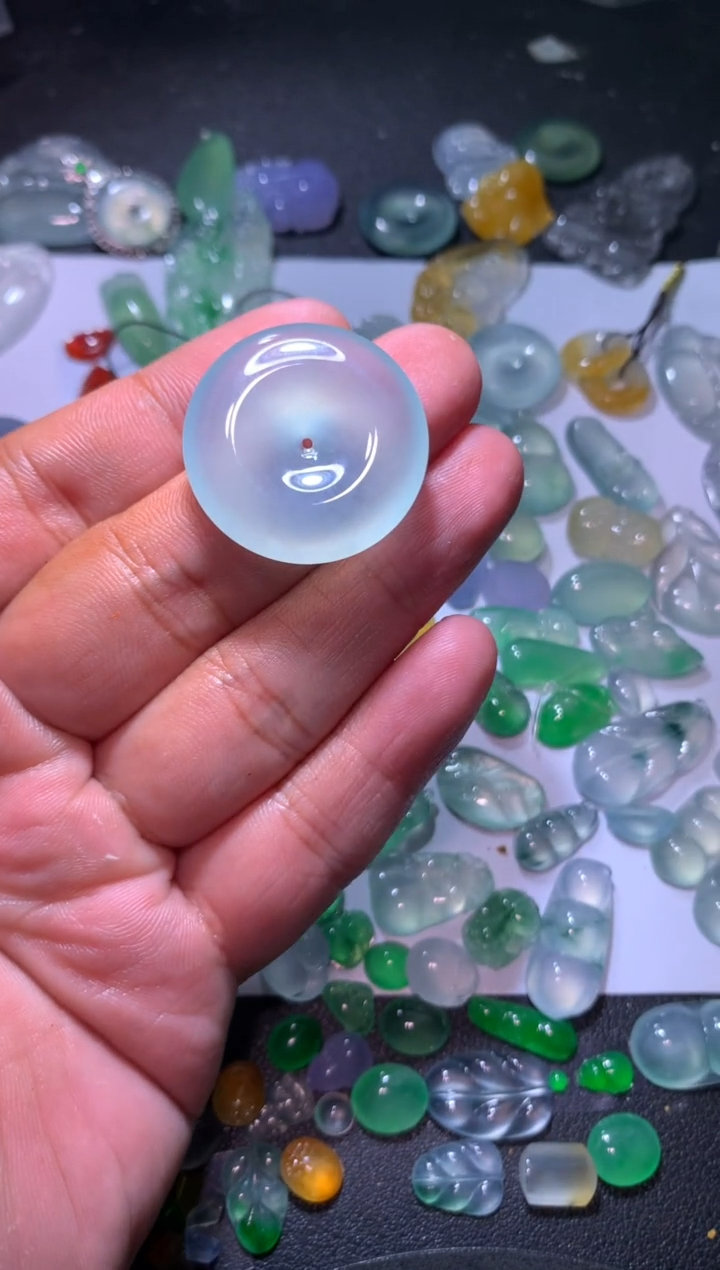 【闪购商品】翡翠颈饰未镶嵌平安扣